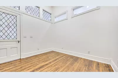 810 S 8th St, Manitowoc, WI 54220 - Photo 33