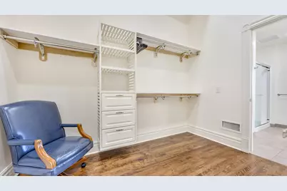 810 S 8th St, Manitowoc, WI 54220 - Photo 29