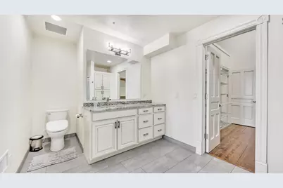 810 S 8th St, Manitowoc, WI 54220 - Photo 27