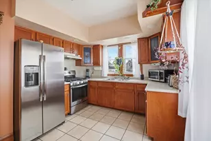 1534 S 32nd St, Milwaukee, WI 53215 - Photo 9