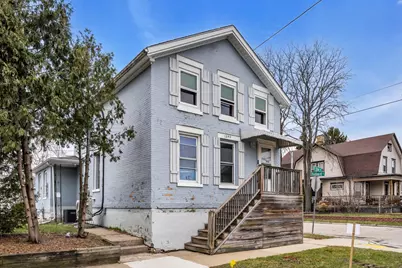 1240  Erie St, Racine, WI 53402 - Photo 3