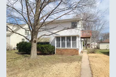 818 S 116th St, West Allis, WI 53214 - Photo 3