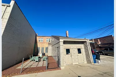 3213  Washington Ave, Racine, WI 53405 - Photo 5