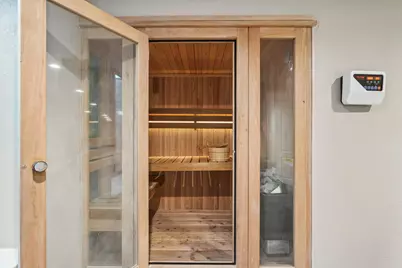 726 W Wisconsin Ave, Oconomowoc, WI 53066 - Photo 35