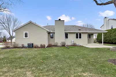 2508  Fox River Pkwy, Waukesha, WI 53189 - Photo 27