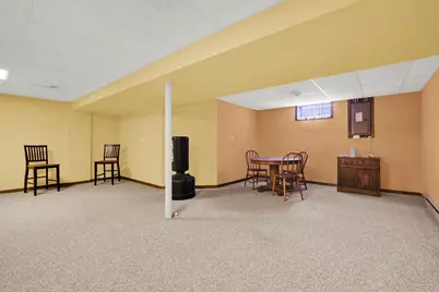 2508  Fox River Pkwy, Waukesha, WI 53189 - Photo 25