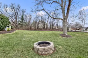 2508 Fox River Pkwy, Waukesha, WI 53189 - Photo 31