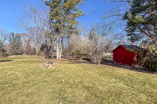 W158N5725 Elmway Dr, Menomonee Falls, WI 53051 - Photo 33