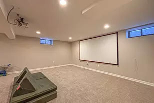 W158N5725 Elmway Dr, Menomonee Falls, WI 53051 - Photo 23