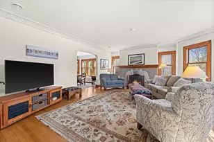 4832 N Newhall St, Whitefish Bay, WI 53217 - Photo 5