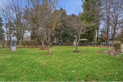 649  Edgewood Dr, Burlington, WI 53105 - Photo 23