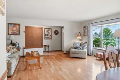 649  Edgewood Dr, Burlington, WI 53105 - Photo 9