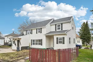 1308 69th St, Kenosha, WI 53143 - Photo 3