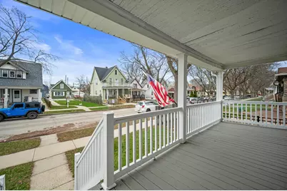 2058 S 36th St, Milwaukee, WI 53215 - Photo 9