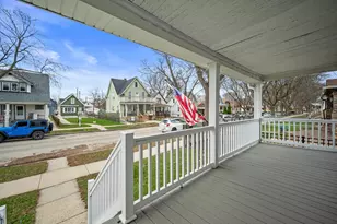 2058 S 36th St, Milwaukee, WI 53215 - Photo 9