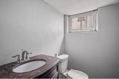 2058 S 36th St, Milwaukee, WI 53215 - Photo 21