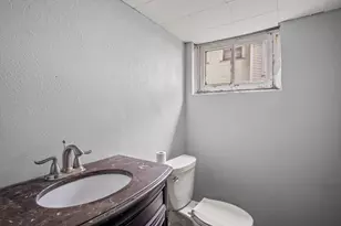 2058 S 36th St, Milwaukee, WI 53215 - Photo 21