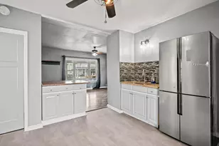 2058 S 36th St, Milwaukee, WI 53215 - Photo 15