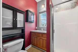 313 W Roberta Ave, Waukesha, WI 53186 - Photo 17