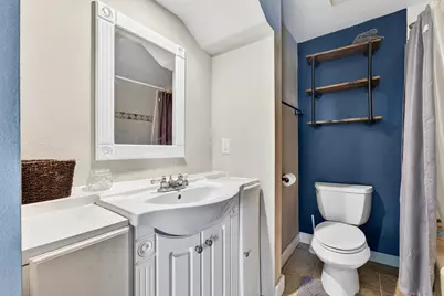 313 W Roberta Ave, Waukesha, WI 53186 - Photo 21