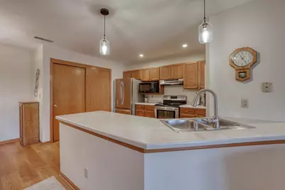 N25W24069  River Park Dr #10, Pewaukee, WI 53072 - Photo 13