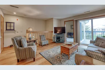 N25W24069  River Park Dr #10, Pewaukee, WI 53072 - Photo 7