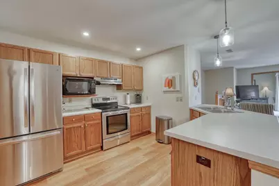 N25W24069  River Park Dr #10, Pewaukee, WI 53072 - Photo 11