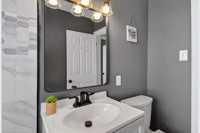 3815 N Vel R Phillips Ave, Milwaukee, WI 53212 - Photo 19