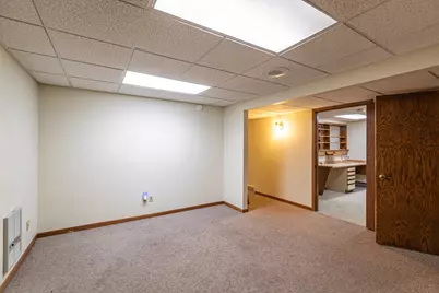 1600  Losey Blvd, La Crosse, WI 54601 - Photo 21