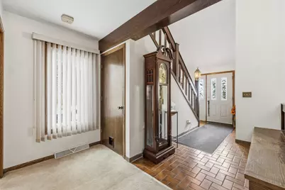 7224  Maple Ln, Hartford, WI 53027 - Photo 3