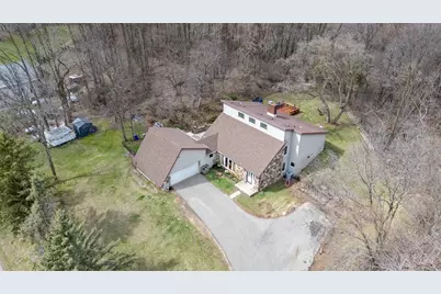 7224  Maple Ln, Hartford, WI 53027 - Photo 35