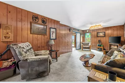 7224  Maple Ln, Hartford, WI 53027 - Photo 15