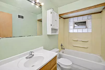 6107 W Leon Ter, Milwaukee, WI 53218 - Photo 23