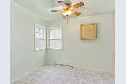 6107 W Leon Ter, Milwaukee, WI 53218 - Photo 11