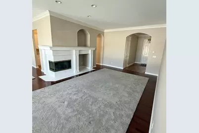 W233N3088  Oakmont Ct #B, Pewaukee, WI 53072 - Photo 5