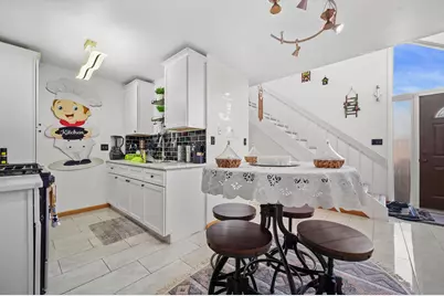 5225 S 13th St #P, Milwaukee, WI 53221 - Photo 5