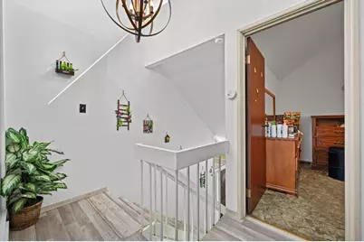 5225 S 13th St #P, Milwaukee, WI 53221 - Photo 9