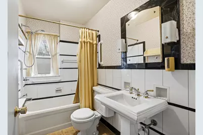 4055 S 103rd St, Greenfield, WI 53228 - Photo 35