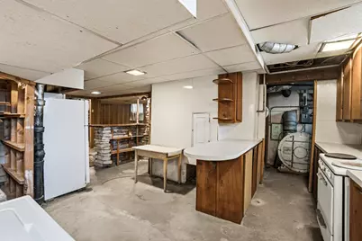 4055 S 103rd St, Greenfield, WI 53228 - Photo 43