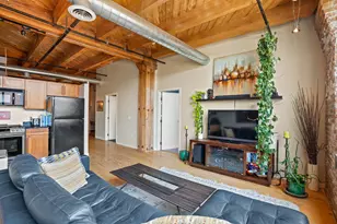 234 E Reservoir Ave, Milwaukee, WI 53212 - Photo 5