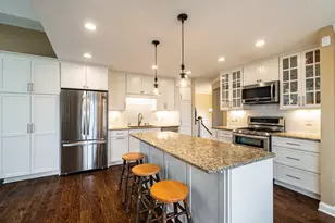 21710 W Ann Louise Ct, New Berlin, WI 53146 - Photo 11