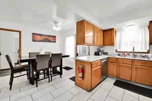 6555 N Bourbon St, Milwaukee, WI 53224 - Photo 35