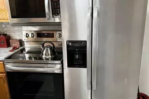 6553 N Bourbon St, Milwaukee, WI 53224 - Photo 29