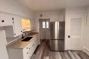 3132 S 19th St, Milwaukee, WI 53215 - Photo 9