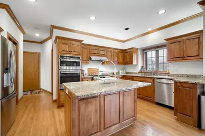 2840  Norman Dr, Brookfield, WI 53045 - Photo 9