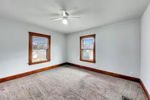 3325 15th St, Racine, WI 53405 - Photo 9
