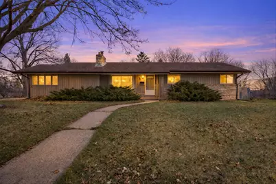 301  Franklin St, Racine, WI 53185 - Photo 1