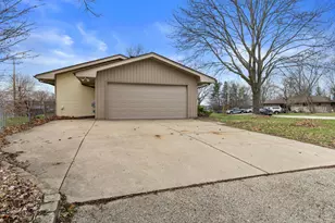 301 Franklin St, Racine, WI 53185 - Photo 27