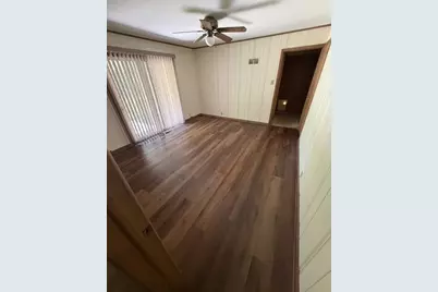 1616  Ahrens St, Manitowoc, WI 54220 - Photo 9