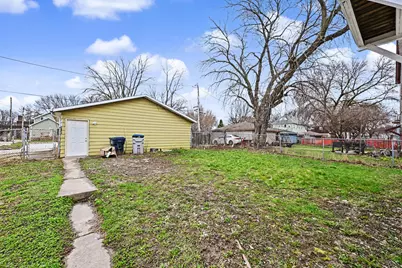 1634 N 27th St, Milwaukee, WI 53208 - Photo 25